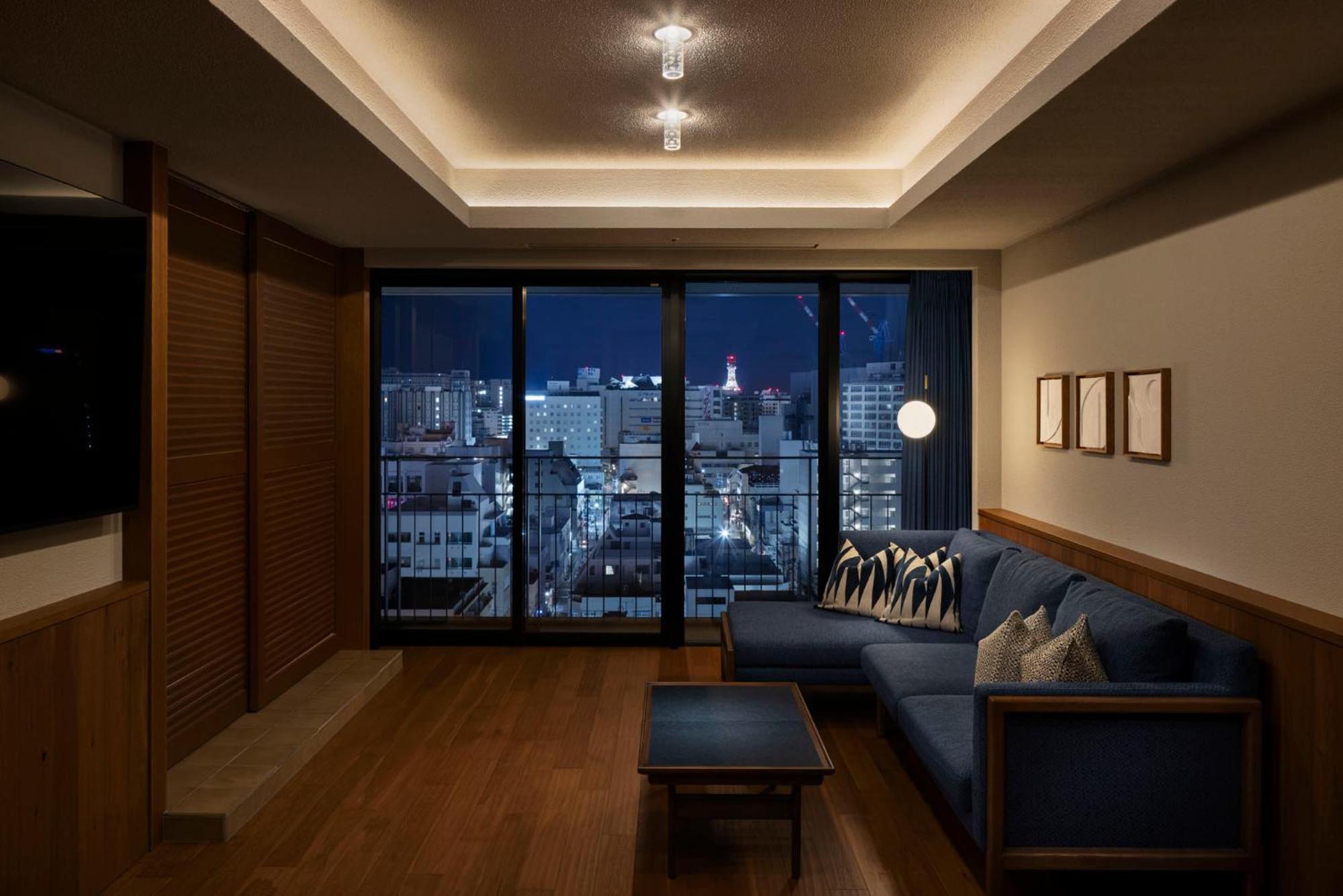 Southwest Grand Hotel Наха Екстериор снимка