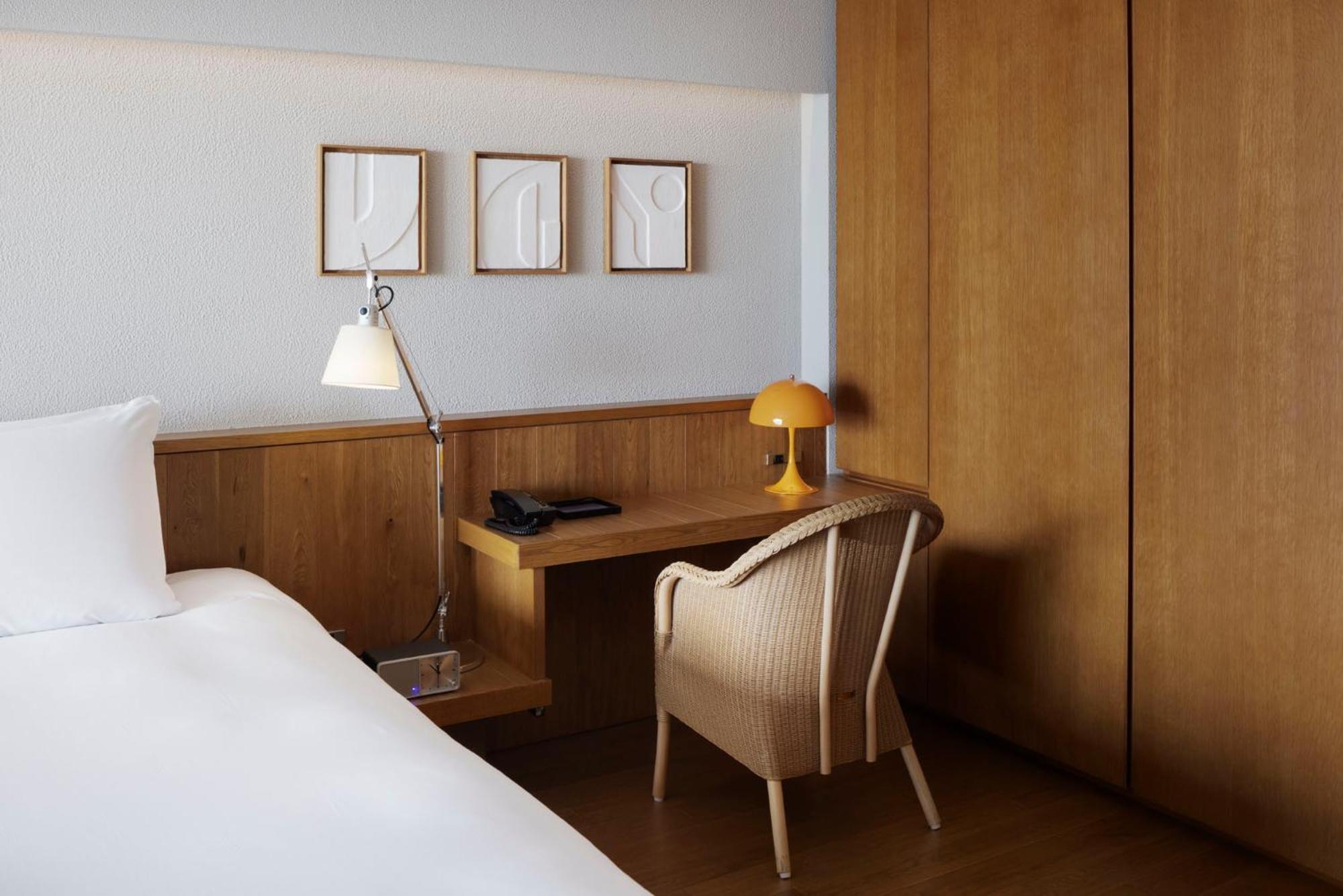Southwest Grand Hotel Наха Екстериор снимка