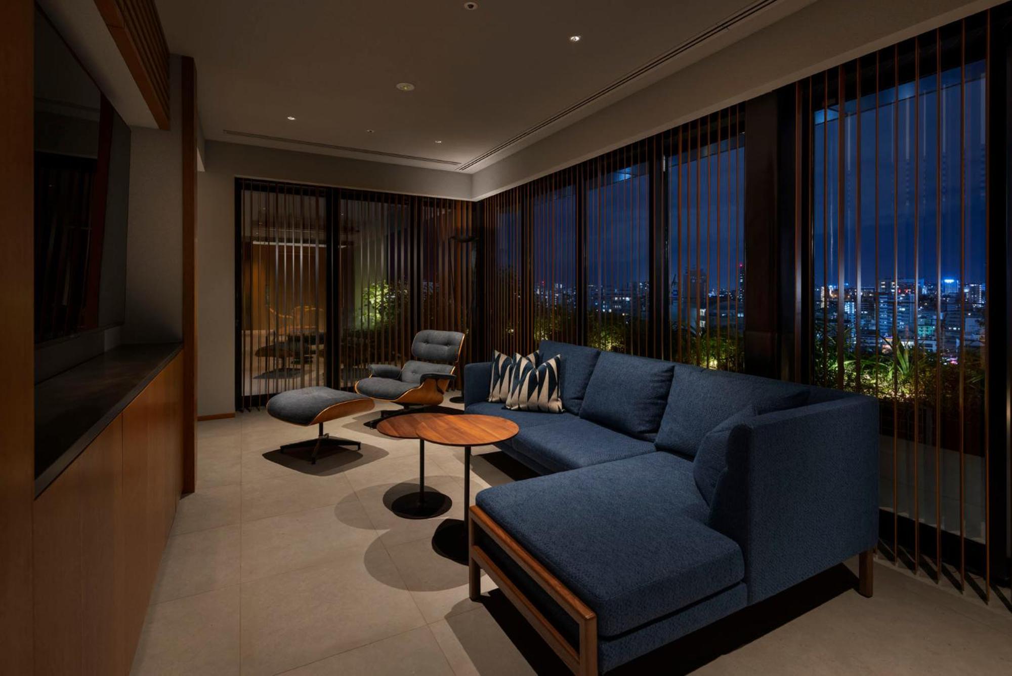 Southwest Grand Hotel Наха Екстериор снимка